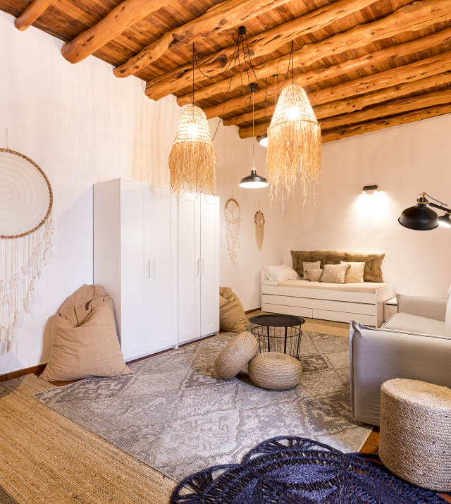 Resa estates rental in jesus 2022 finca private pool in Ibiza house living room.jpg